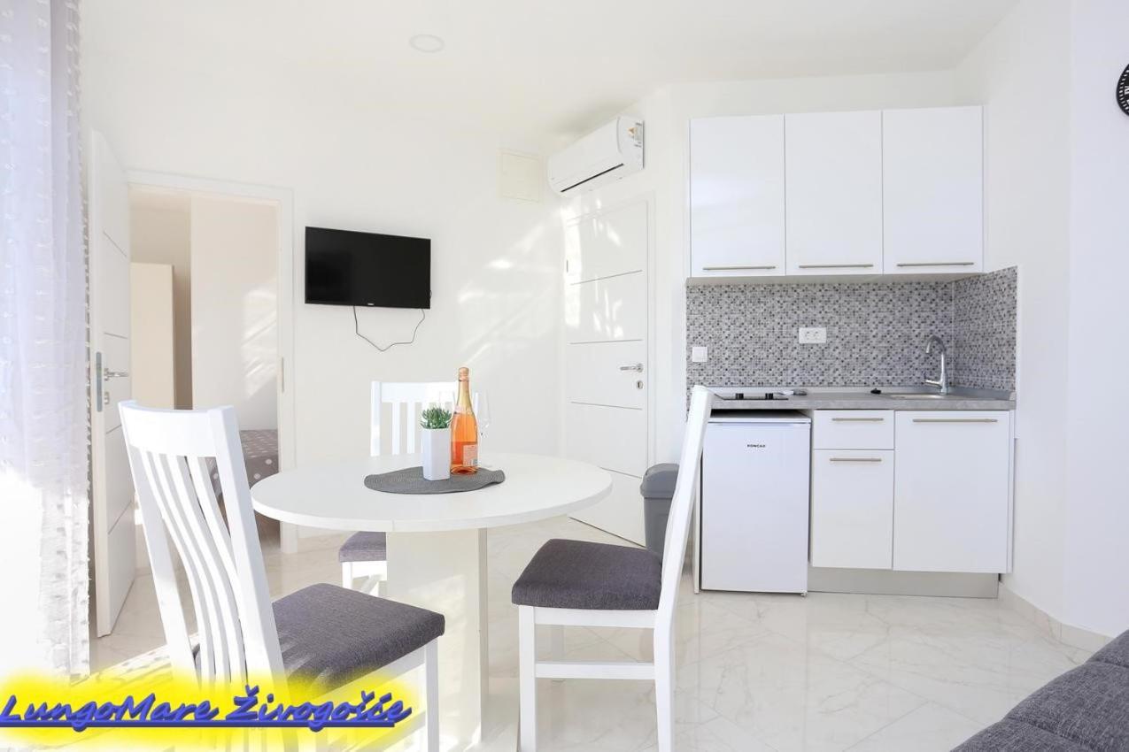 Apartmants Villa Lungo Mare Živogošće المظهر الخارجي الصورة