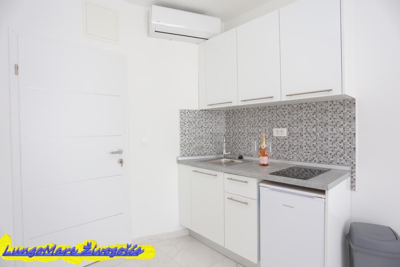 Apartmants Villa Lungo Mare Živogošće المظهر الخارجي الصورة
